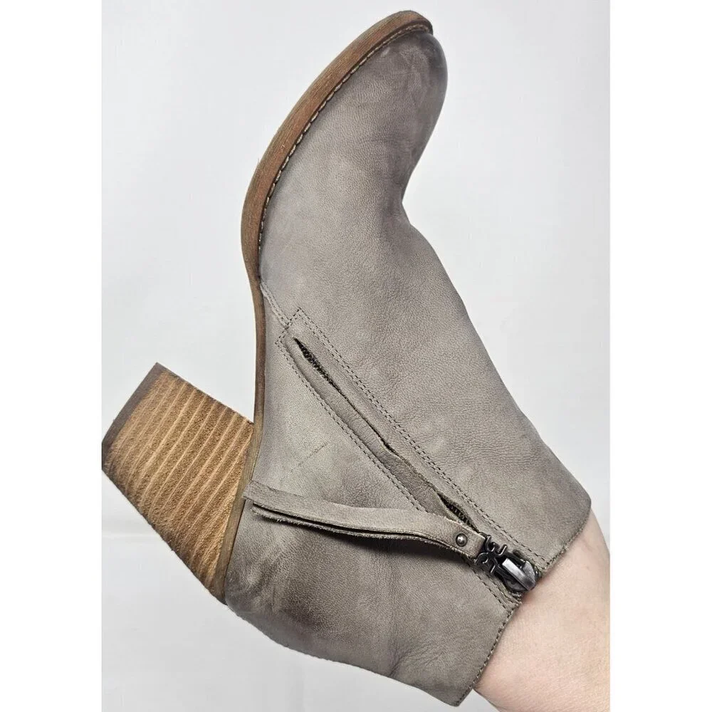 Sam Edelman Mariella Soft Leather Booties Gray Taupe Ankle Zip Up Size 7M